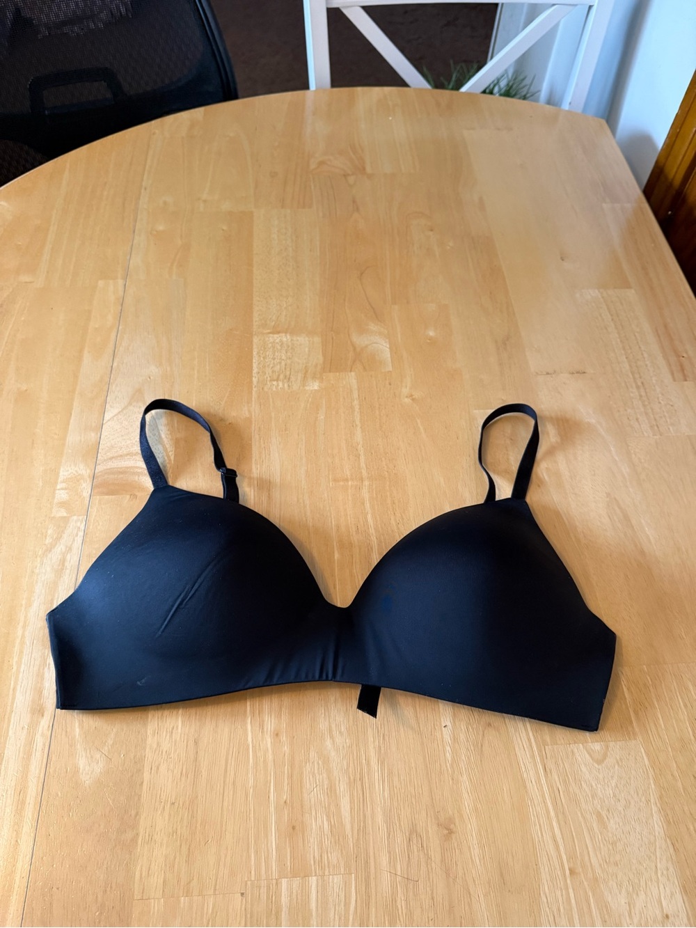 Victoria's Secret Black Wireless T-Shirt Lightly Lined Bra 38C - Picture 2 of 7